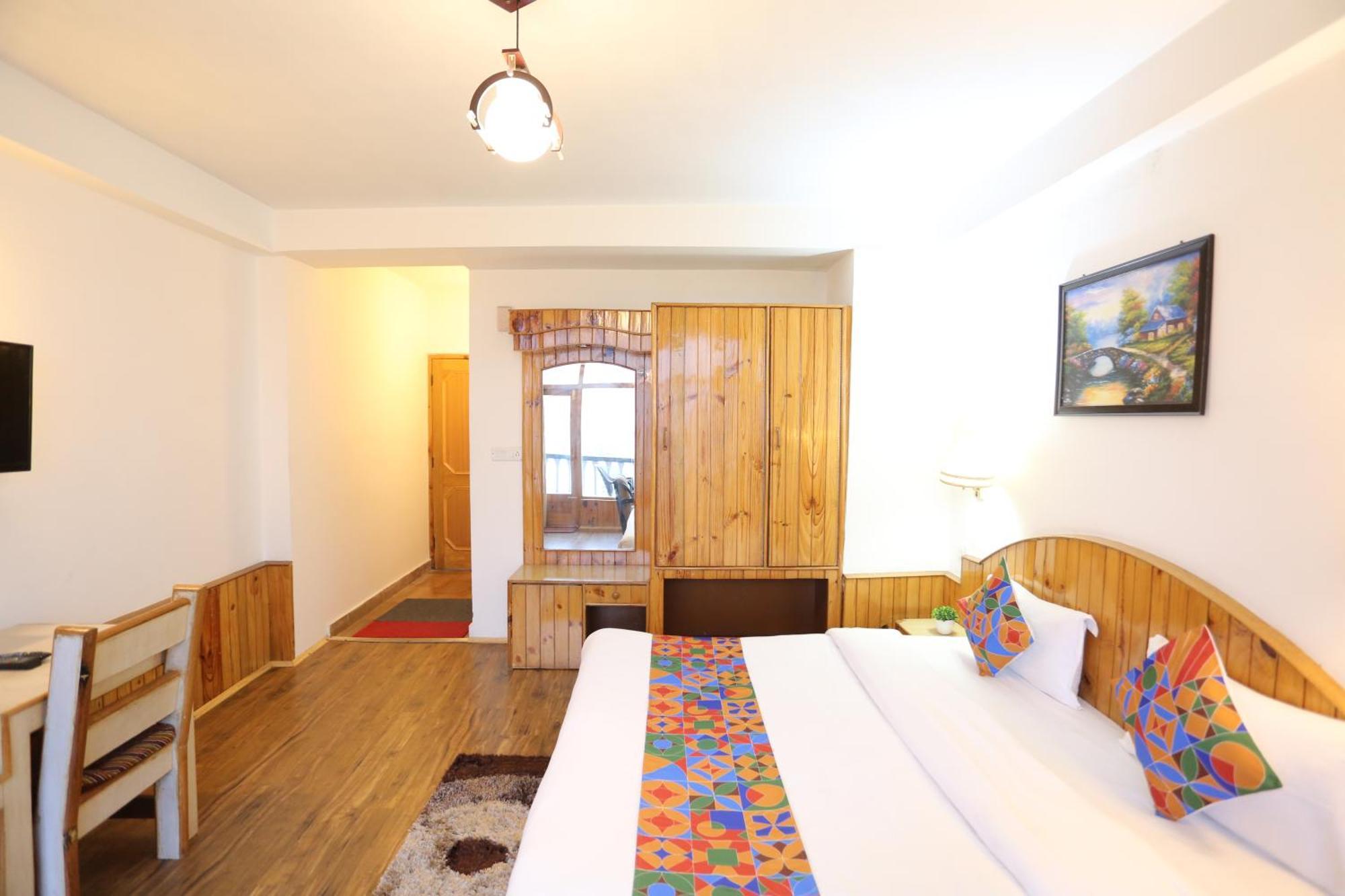 Hotel Surbhi Vashist Exterior photo