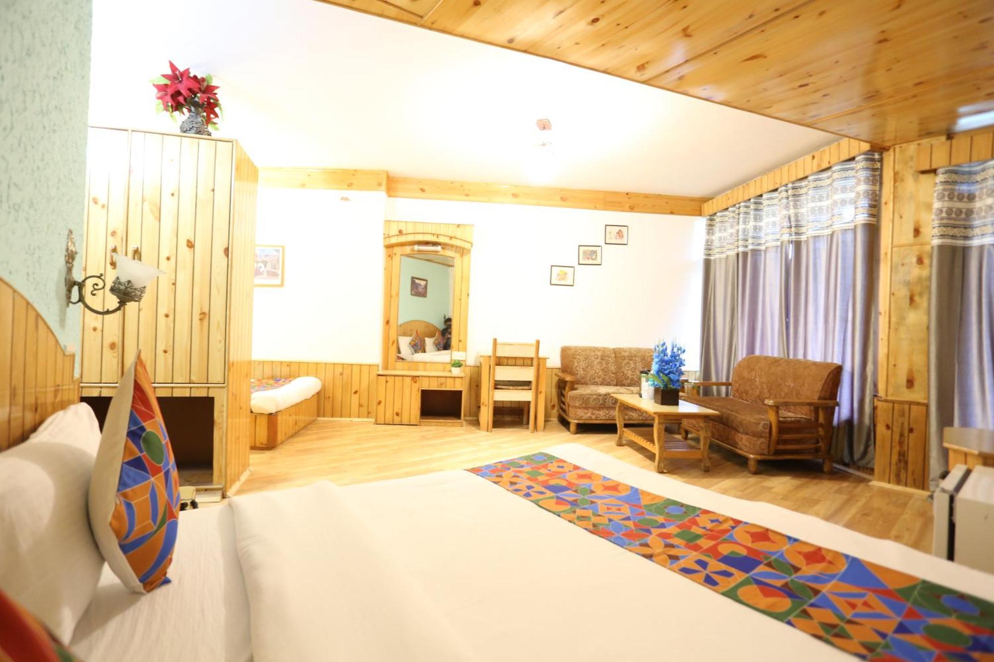 Hotel Surbhi Vashist Exterior photo
