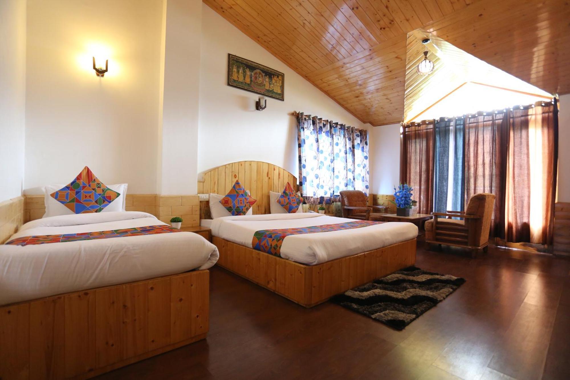 Hotel Surbhi Vashist Exterior photo