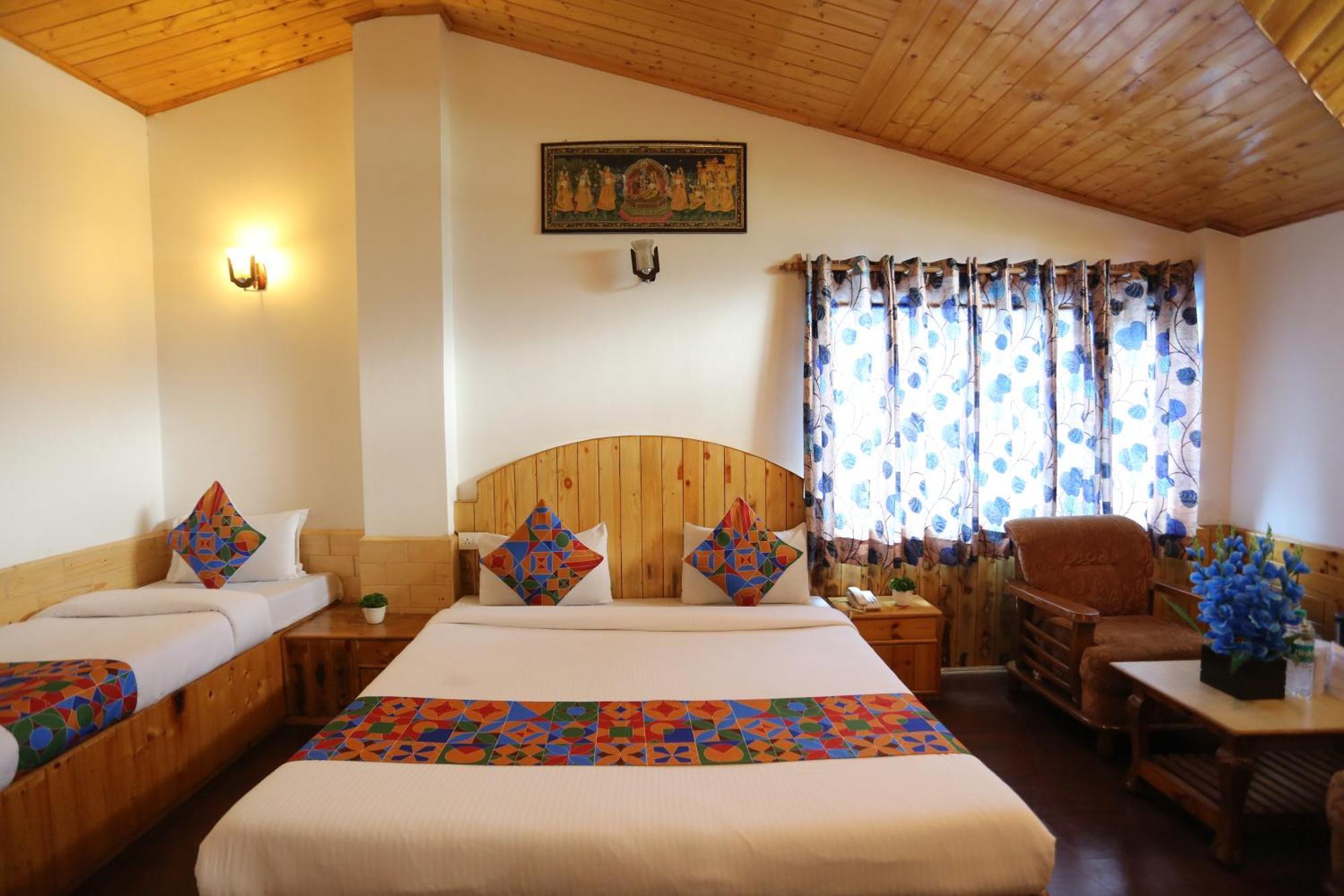 Hotel Surbhi Vashist Exterior photo